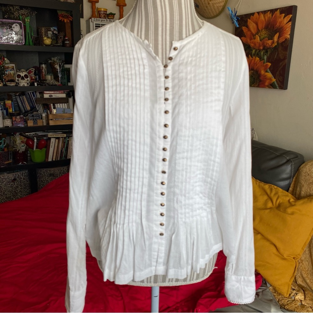 Romantic White Gelise Pintuck Pleated Button Front Blouse Maeve Size Small